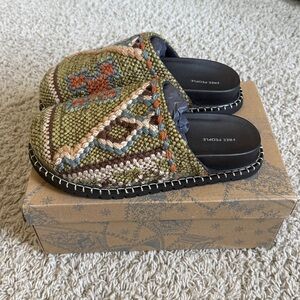 Free People Magic Carpet Mule sz 10 NWT